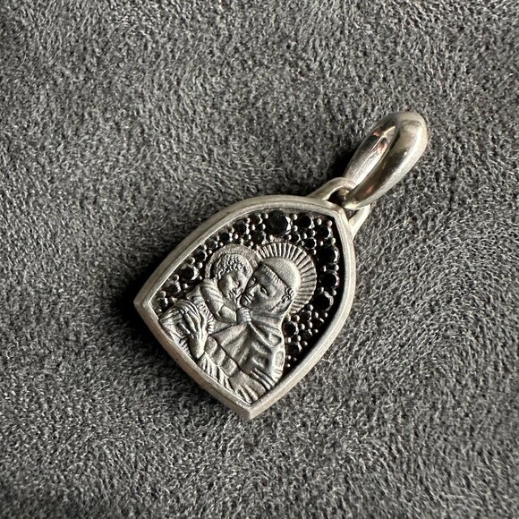 David Yurman St. Anthony Pendant in Sterling Silver & Black Diamonds - Picture 7 of 13
